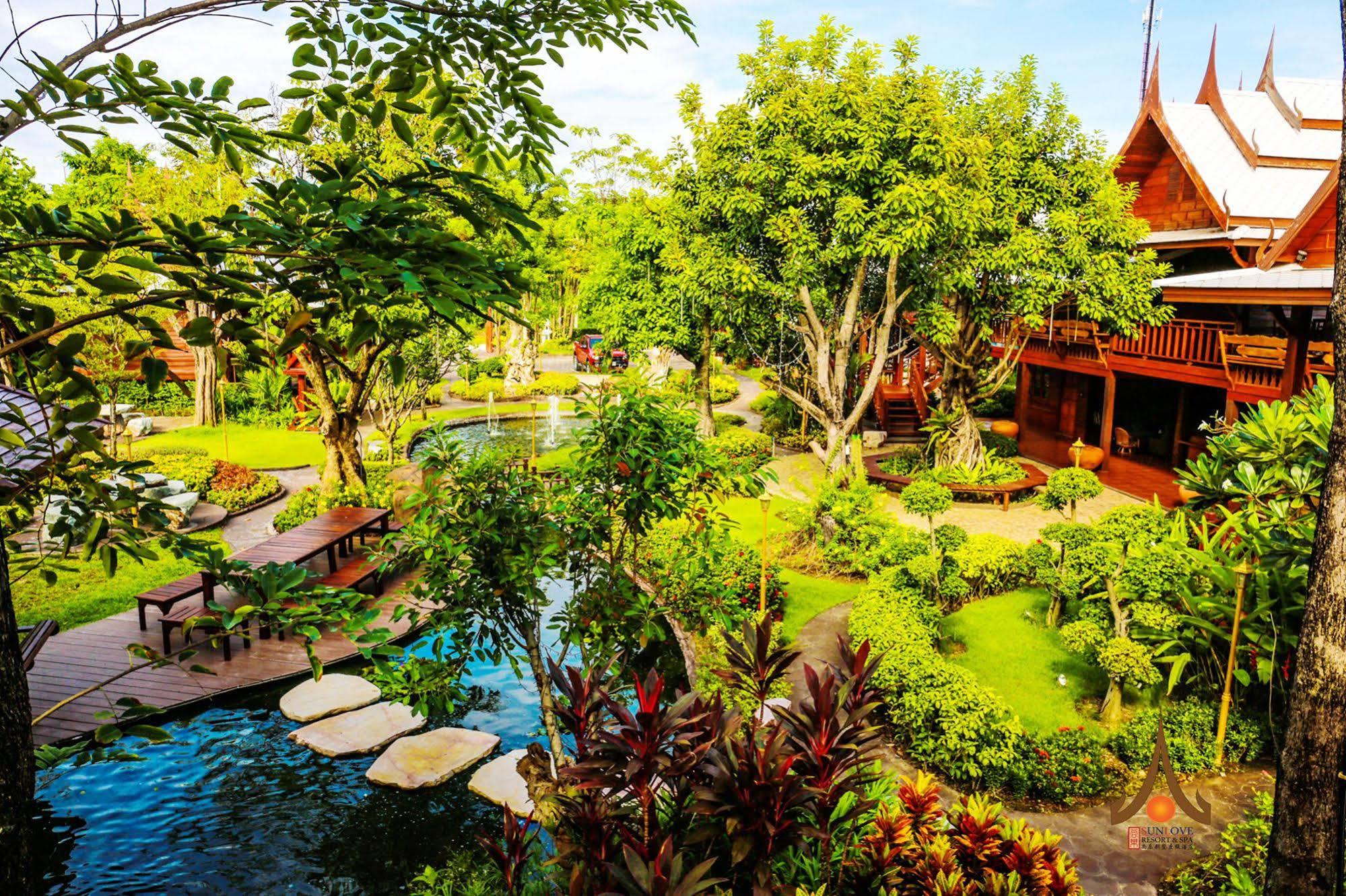 Sunlove Resort And Spa - Grand View Nakhon Pathom Exterior foto